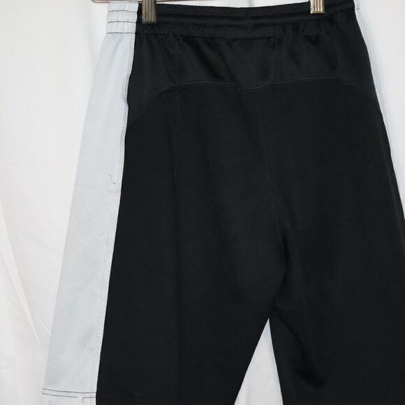 Jordan Basketball Youth Size Large (L G G) Shorts Active Dri Fit 12-13 years - Picture 6 of 11
